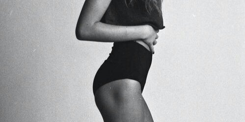 aly banner