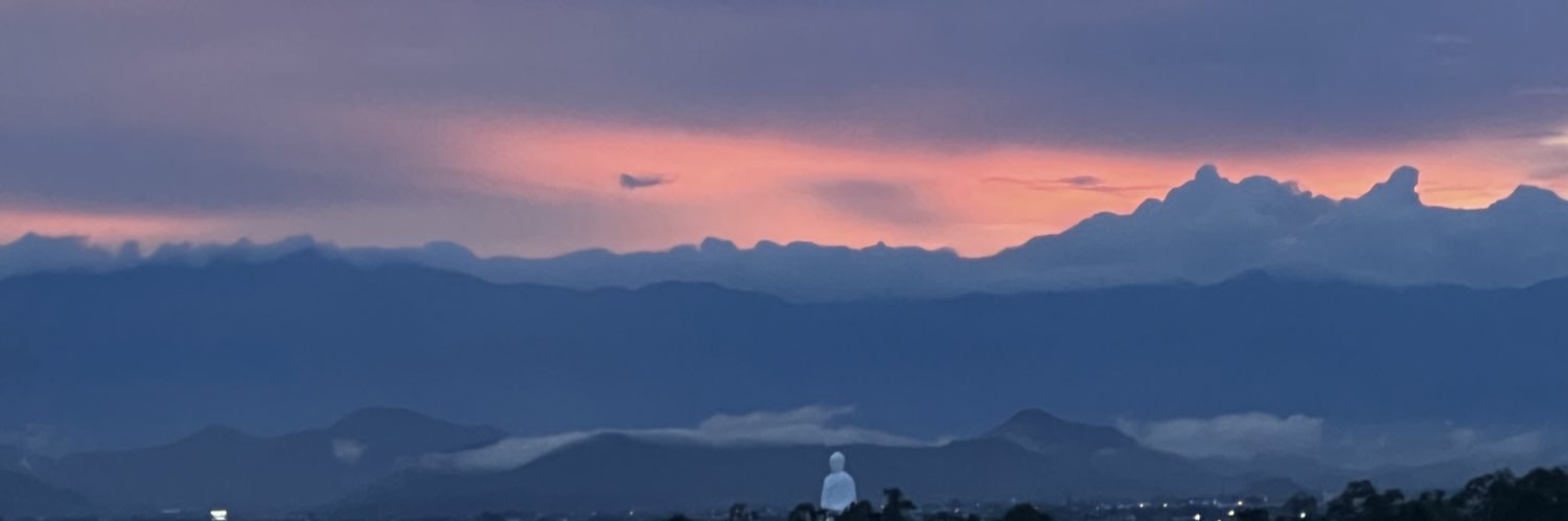 m0om0o45's profile banner image