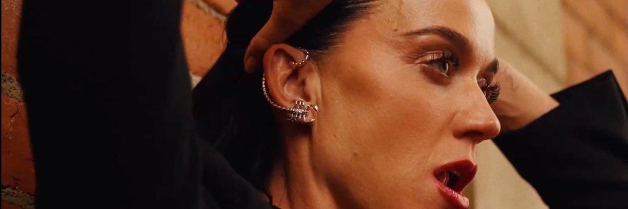 katythrone's profile banner image