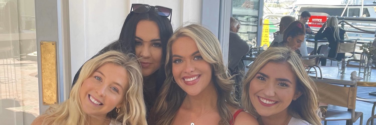 allysonhart_'s profile banner image