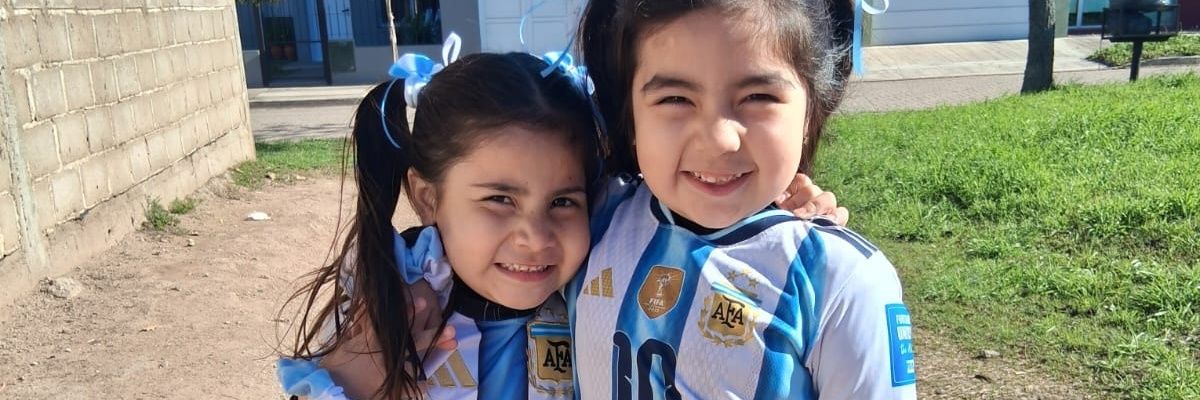 luuImenzon's profile banner image