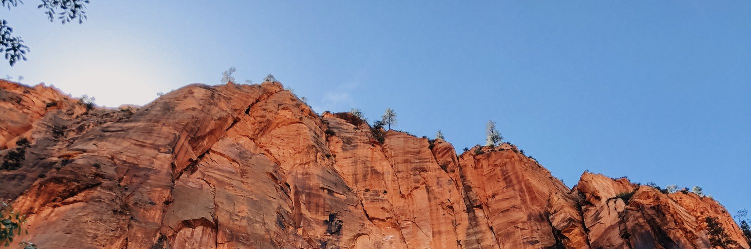 Kacieflee's profile banner image