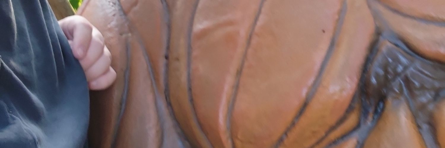 Tea 🏳️‍🌈🎃💀🥐 banner