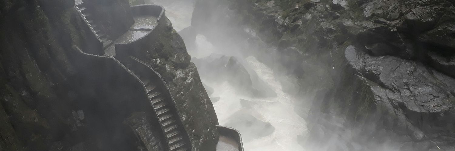 76balu's profile banner image