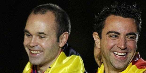 Xavi & Iniesta banner