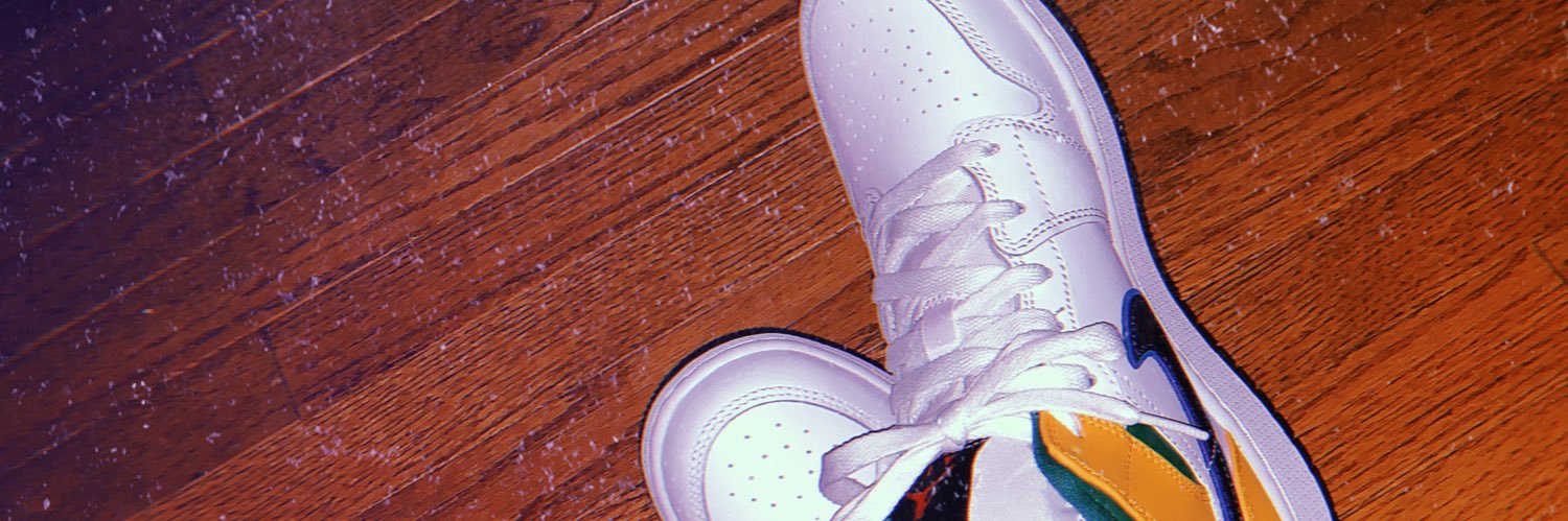 ZOOT_UP's profile banner image