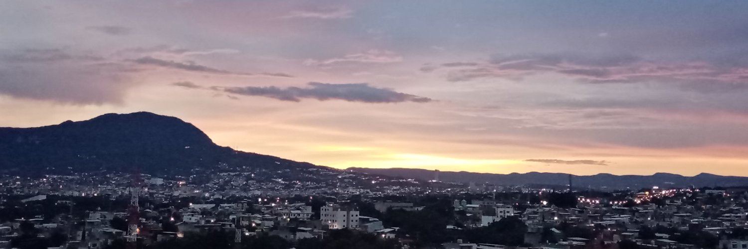 Noemi123r's profile banner image