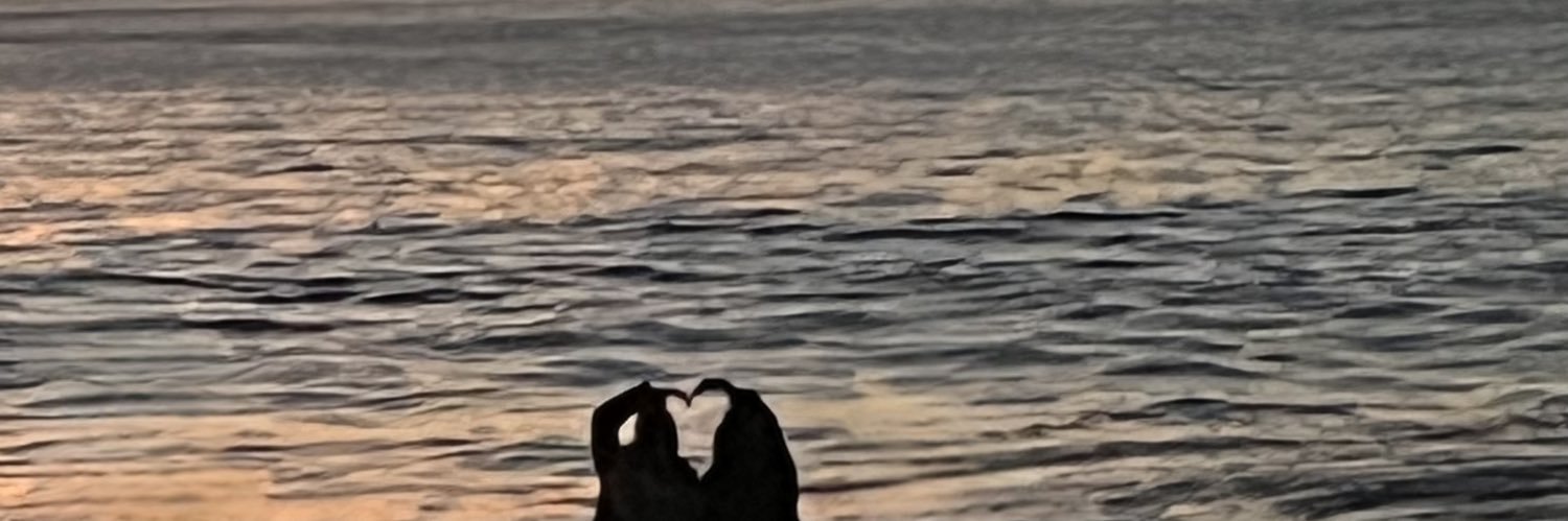 giselleezee's profile banner image