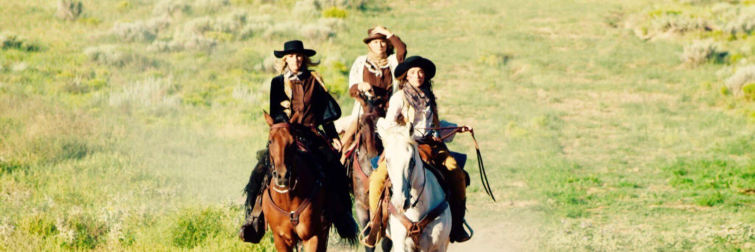 Jennifer Wayne banner