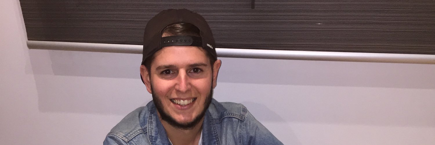 badgaloscar's profile banner image
