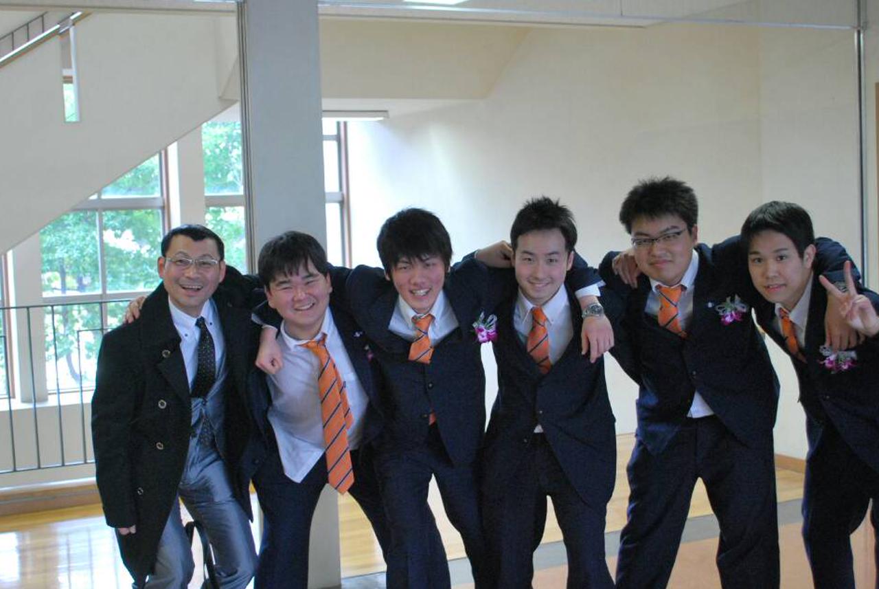7060210's profile banner image