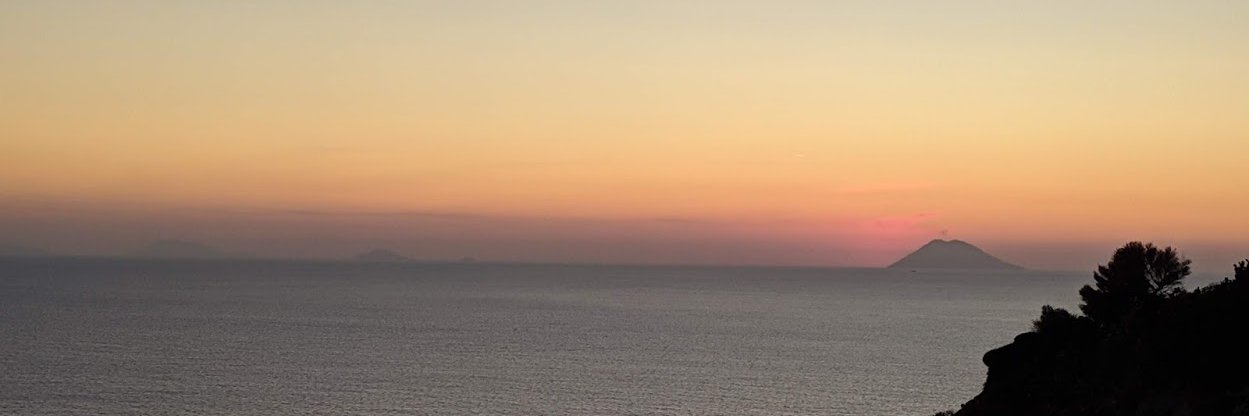 carmelolg's profile banner image