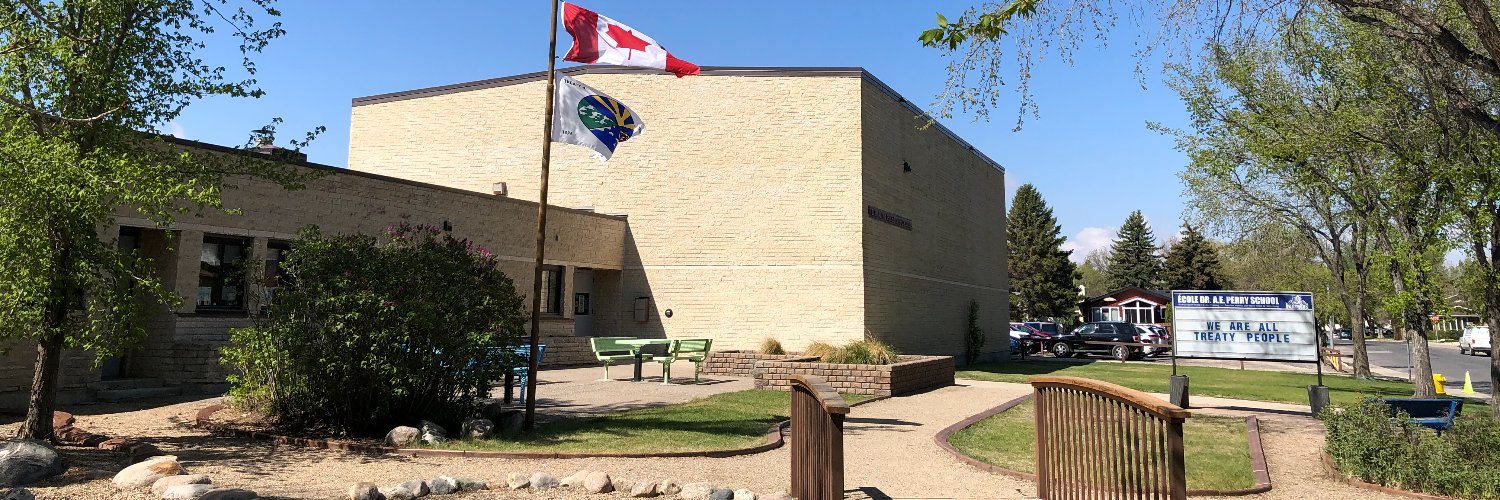 École Dr. A.E. Perry School banner