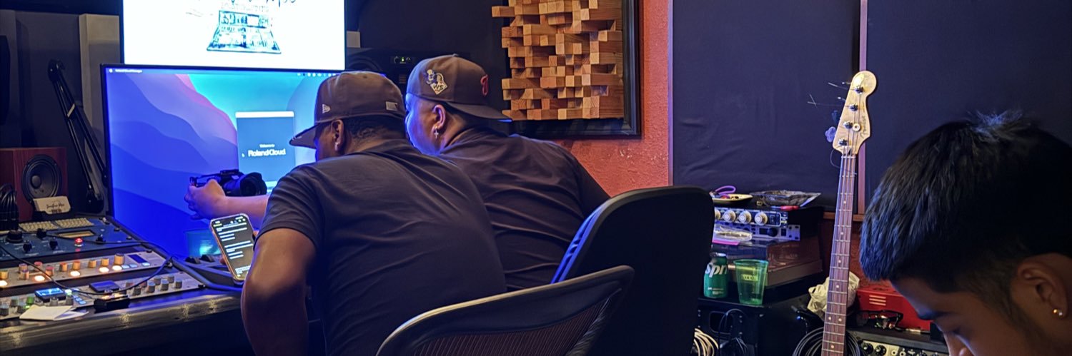 CraytonCarl's profile banner image