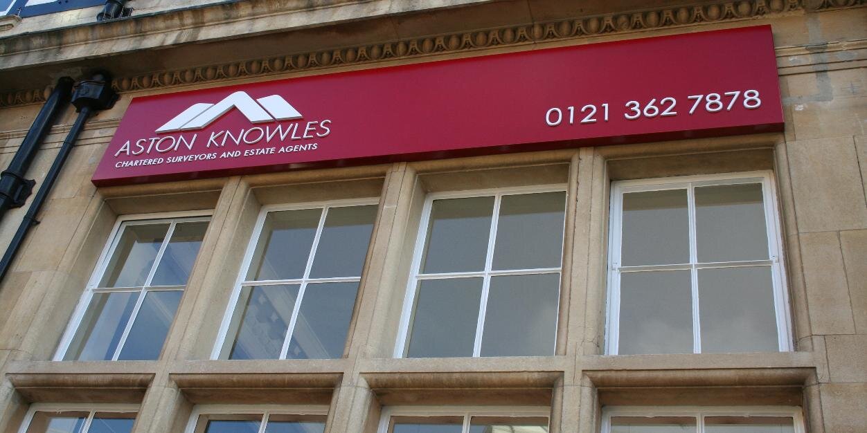 Aston Knowles banner