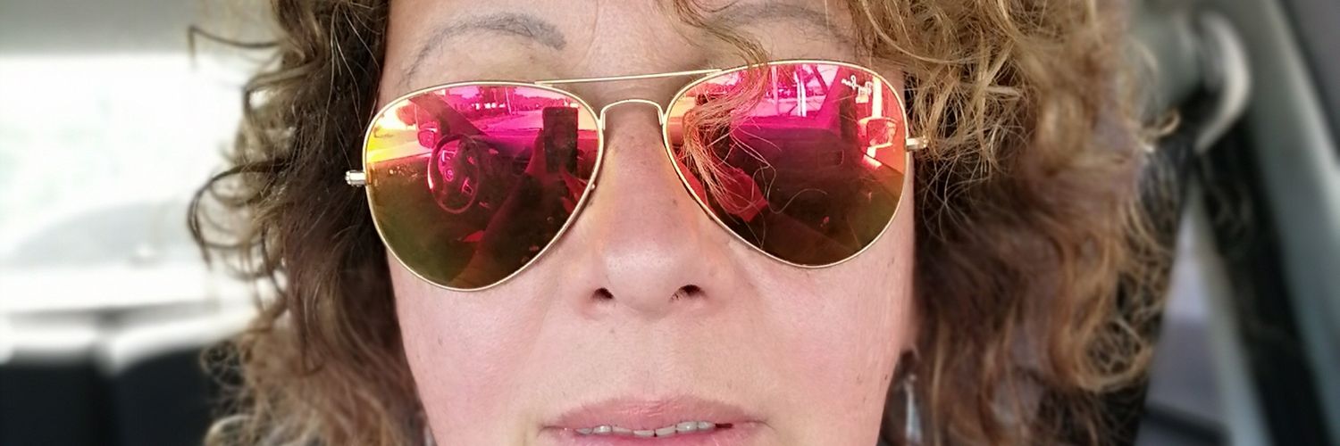 AnamarFuentes's profile banner image