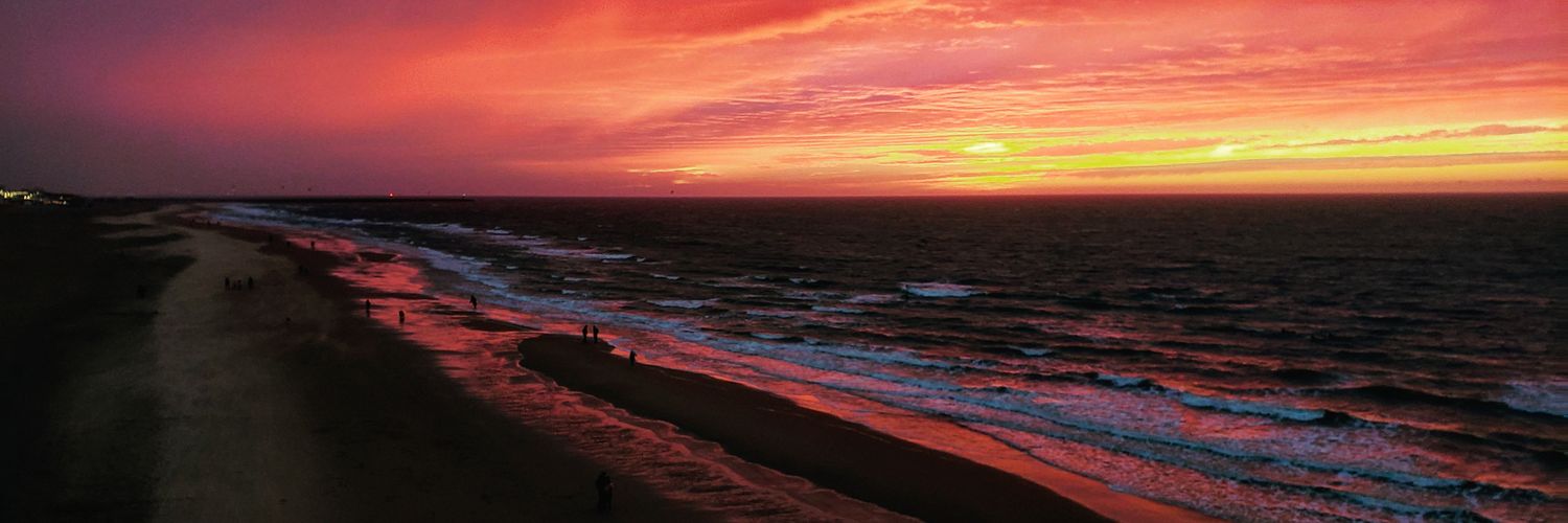em_1313's profile banner image