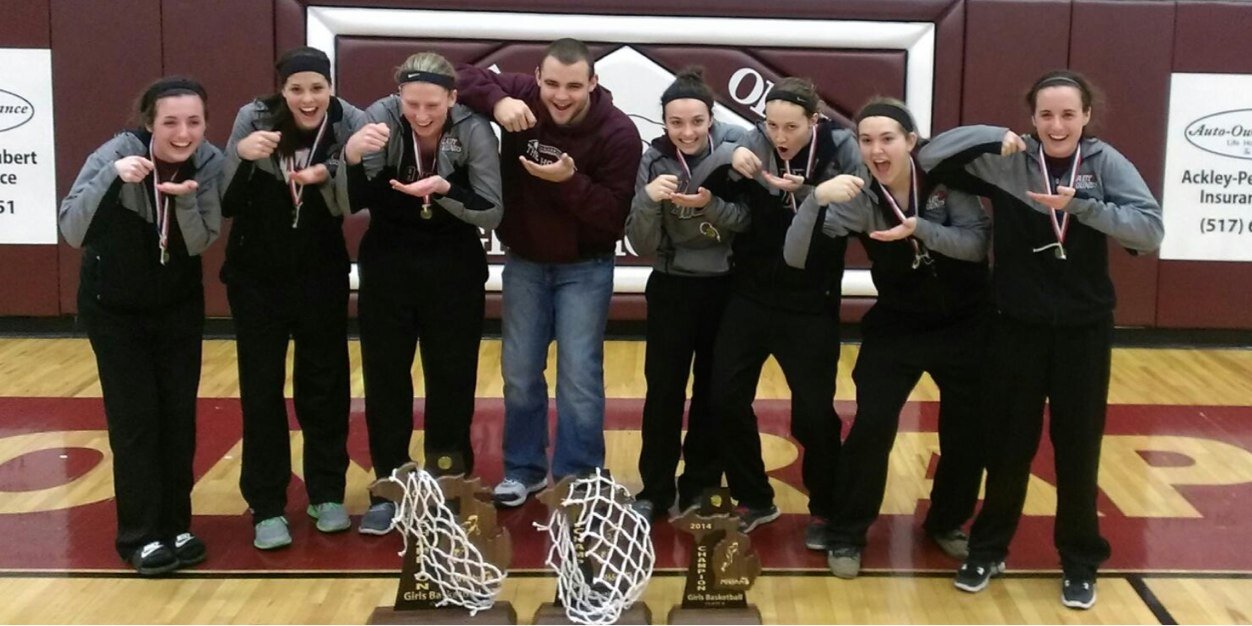 Lady Hounds banner