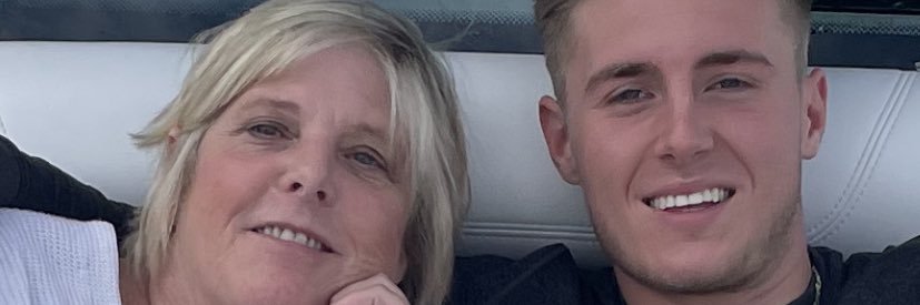 LynnieMcCabe's profile banner image