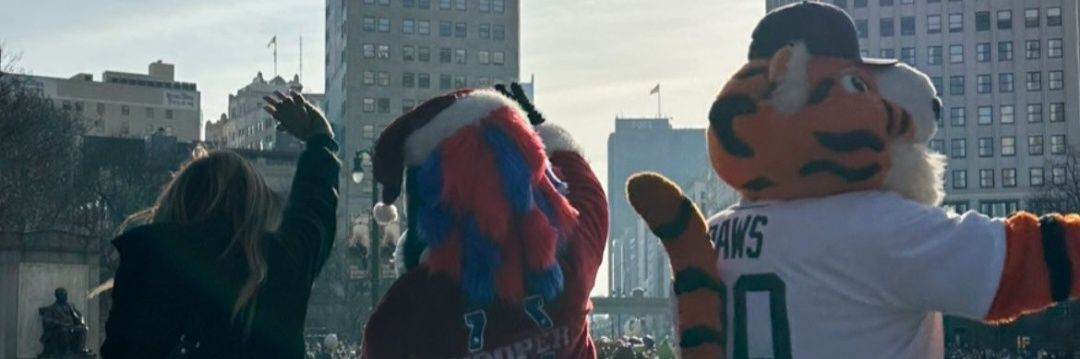 radioaricka's profile banner image