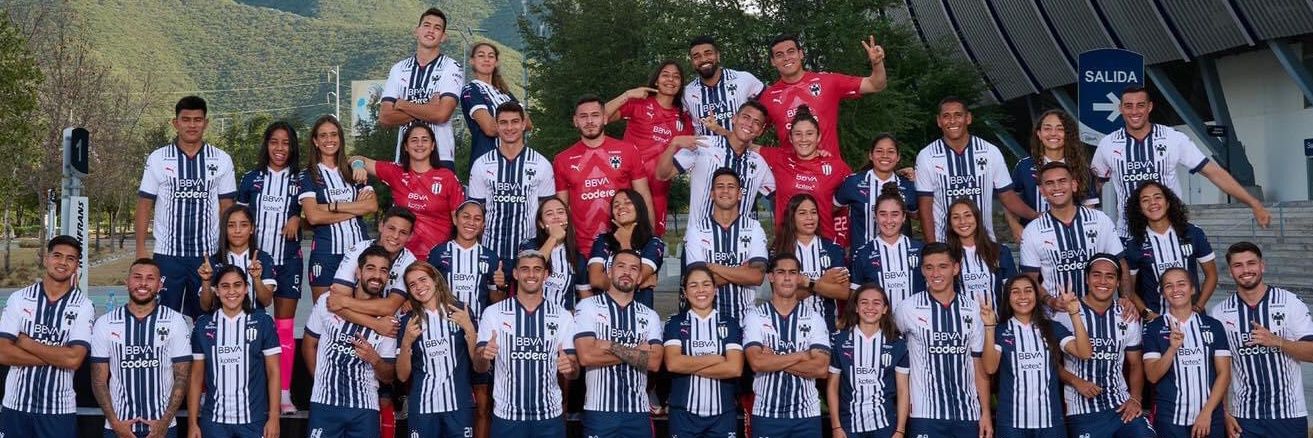 aleesilva04's profile banner image