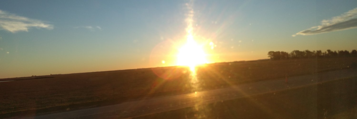 constanzazabal1's profile banner image