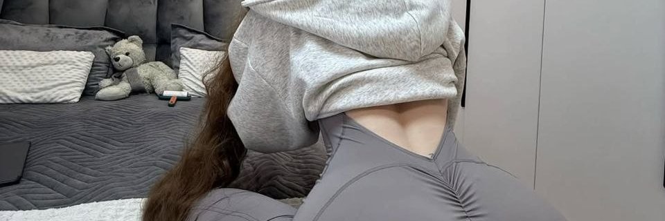 Ly_santoos's profile banner image