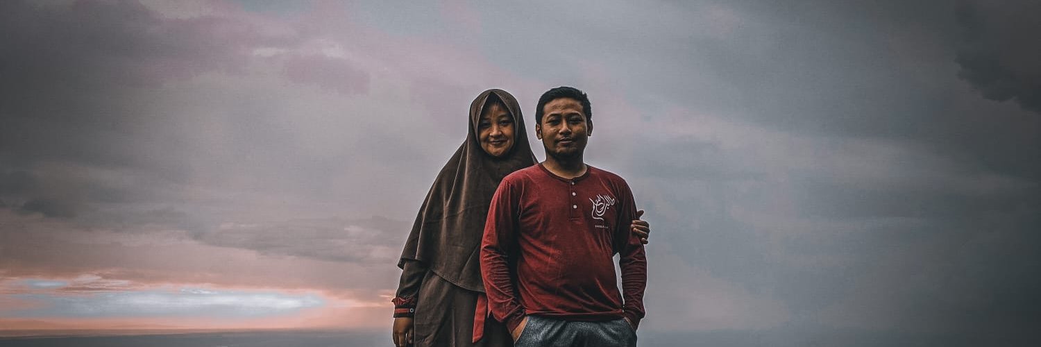 desyewulan's profile banner image