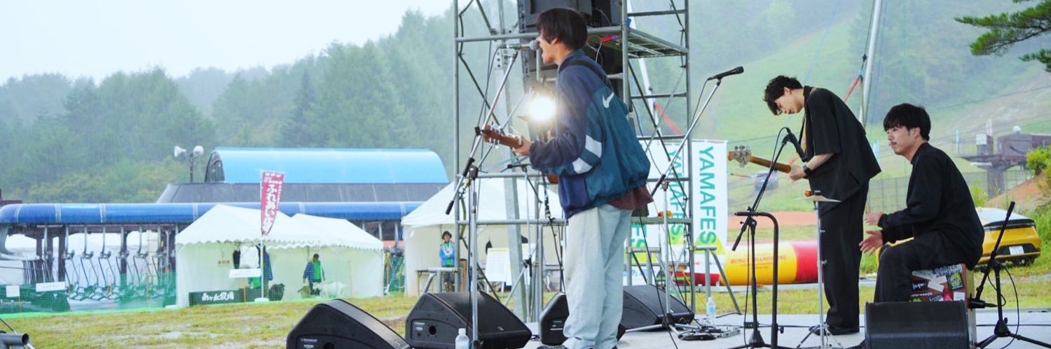 030_32's profile banner image