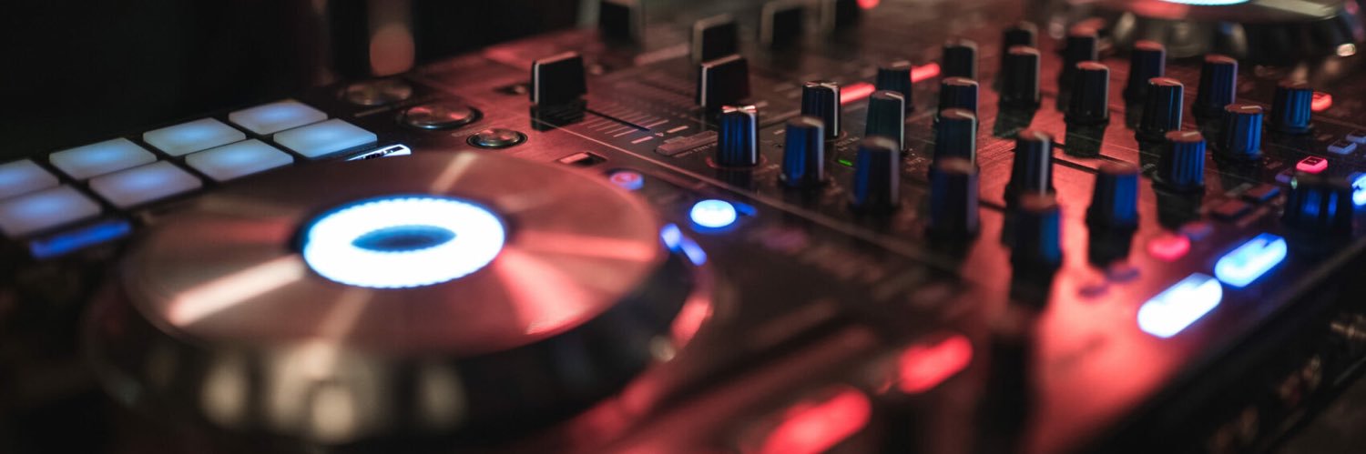 RetroRobDJ's profile banner image