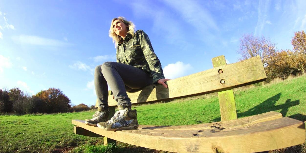 Louelectronica's profile banner image