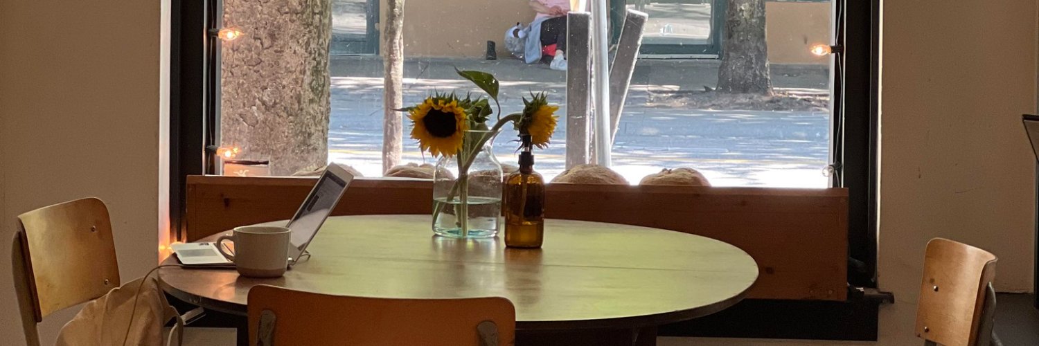 Sarah Grochowski banner