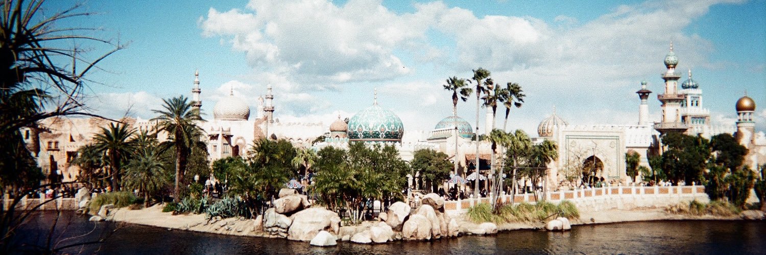 rizu196's profile banner image