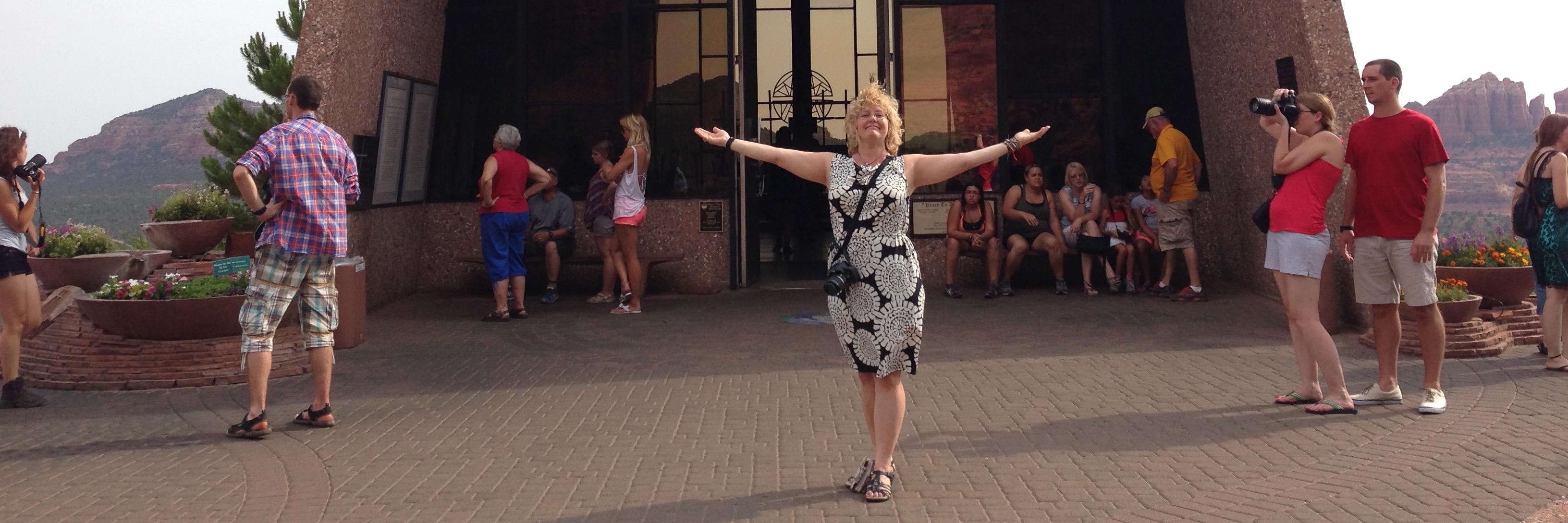 Lisa Kroll she/her banner