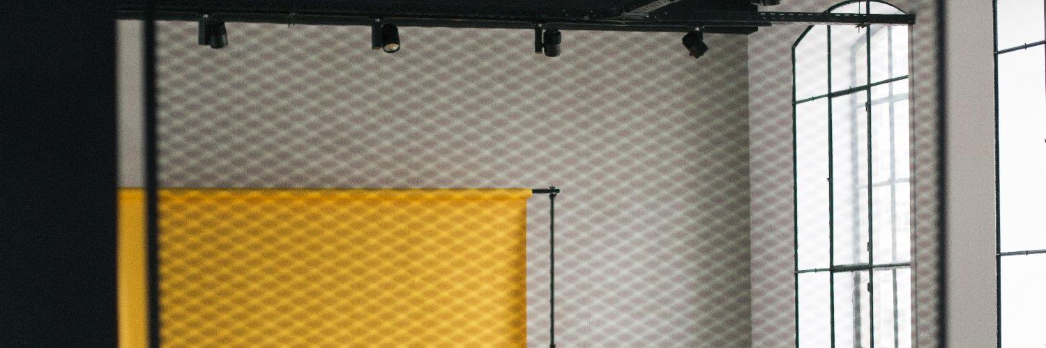 mihlovin's profile banner image