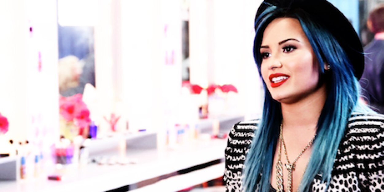 demiiloovato_'s profile banner image
