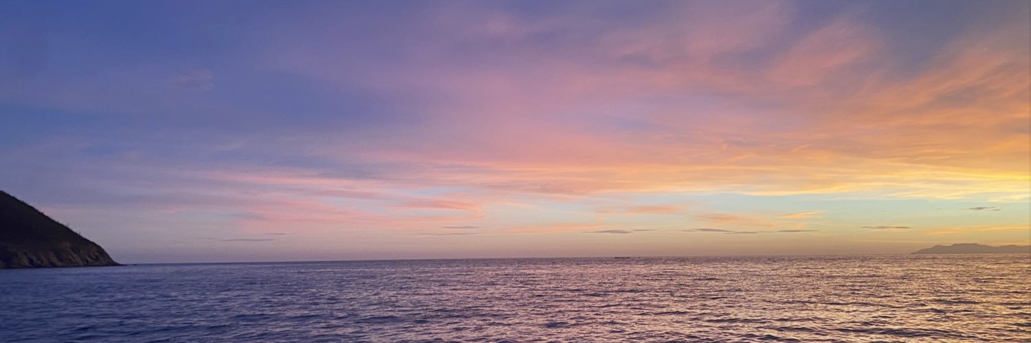 marialirae's profile banner image