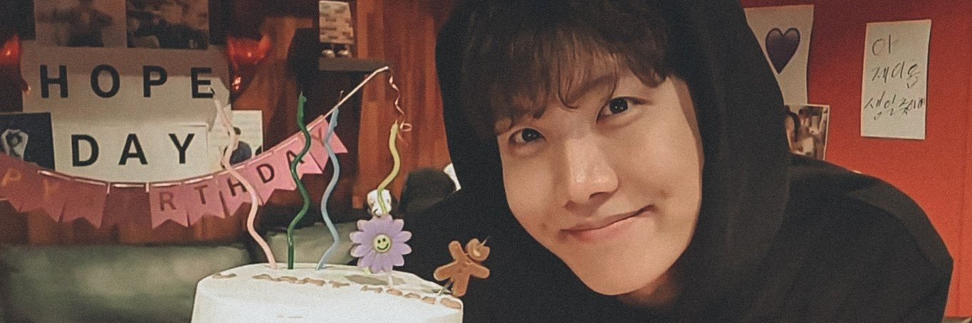 piingyee's profile banner image