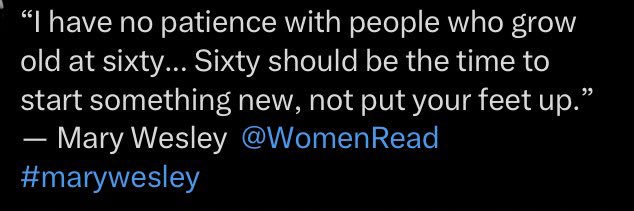 Tina Bee 💙 banner