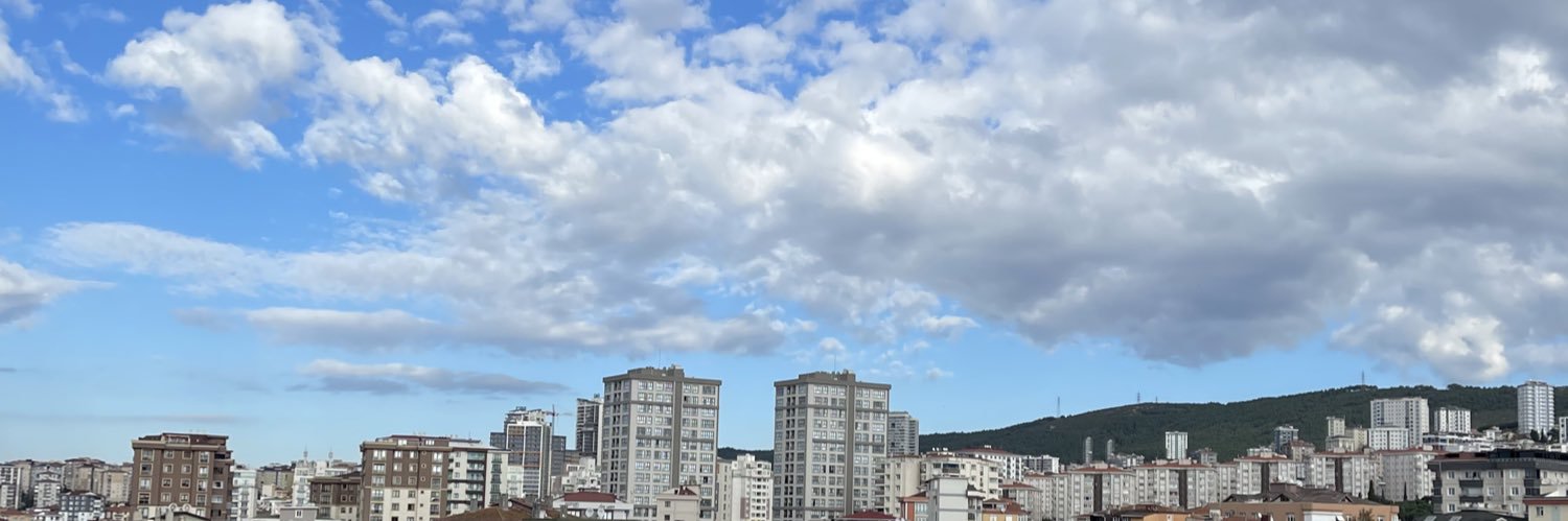 es_akhavan's profile banner image