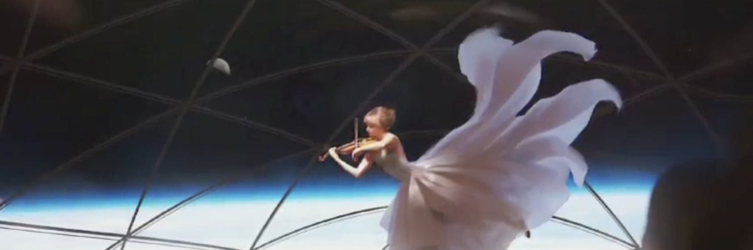 nellscacho's profile banner image