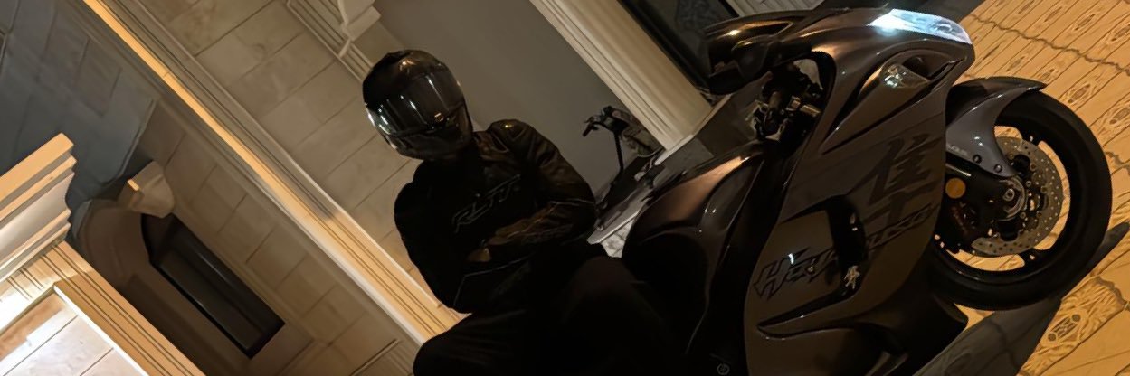 m_sh3l0's profile banner image