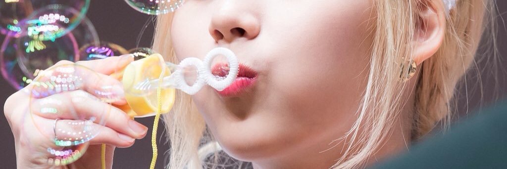 minaspeach's profile banner image