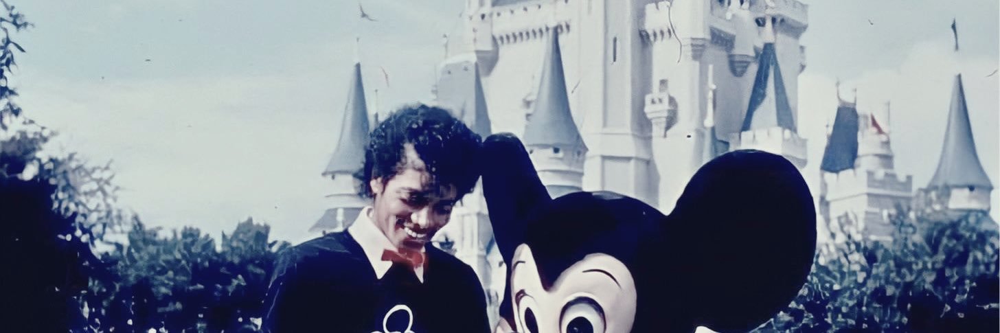 itzleeleeo's profile banner image