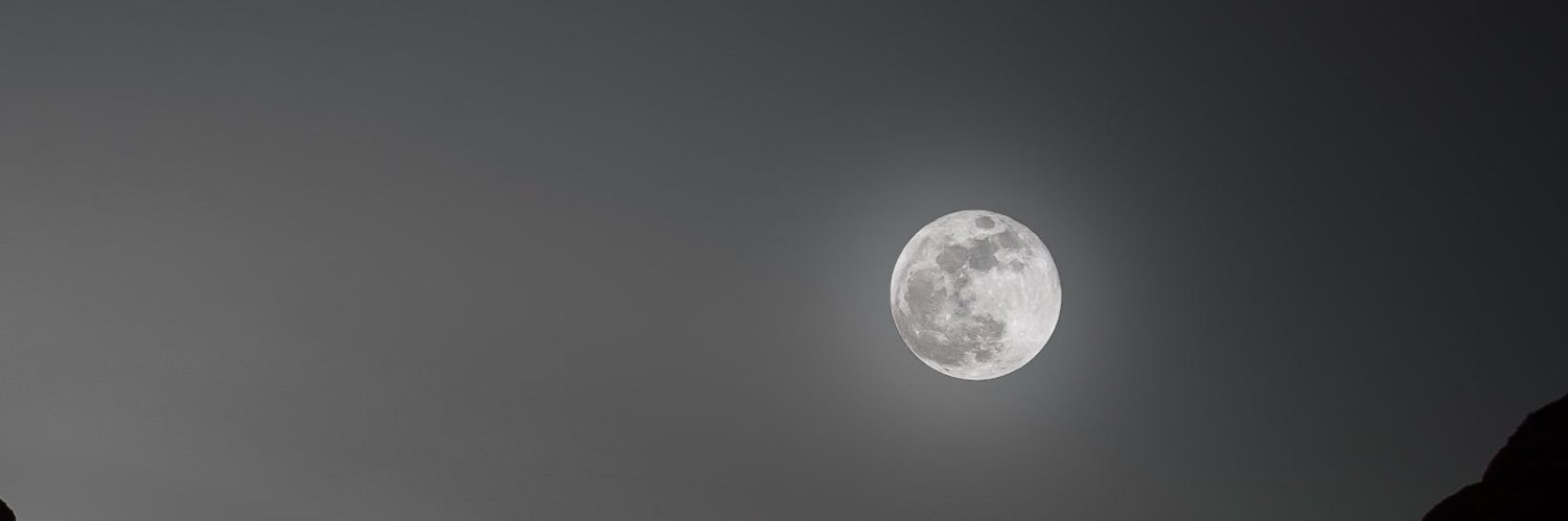 id__e2l's profile banner image