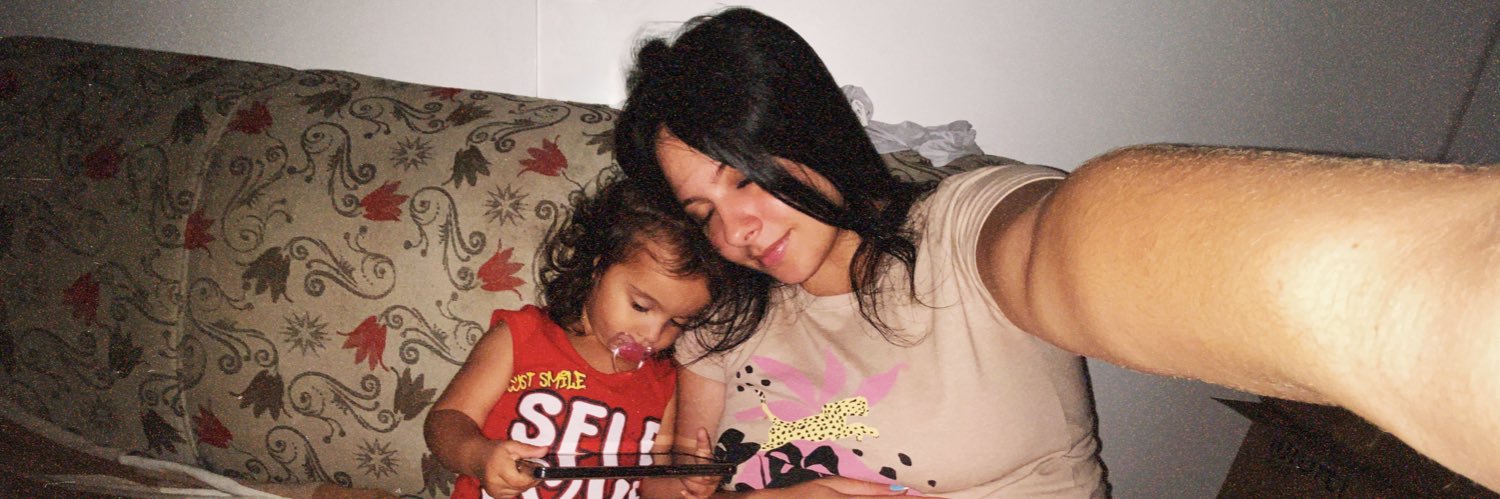 Isadorabsss's profile banner image