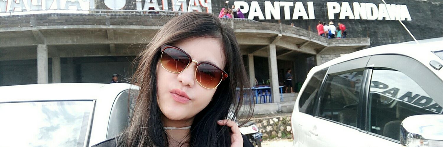 RatnaLann's profile banner image
