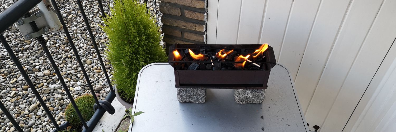 Frits🏕️🔥🍻 banner