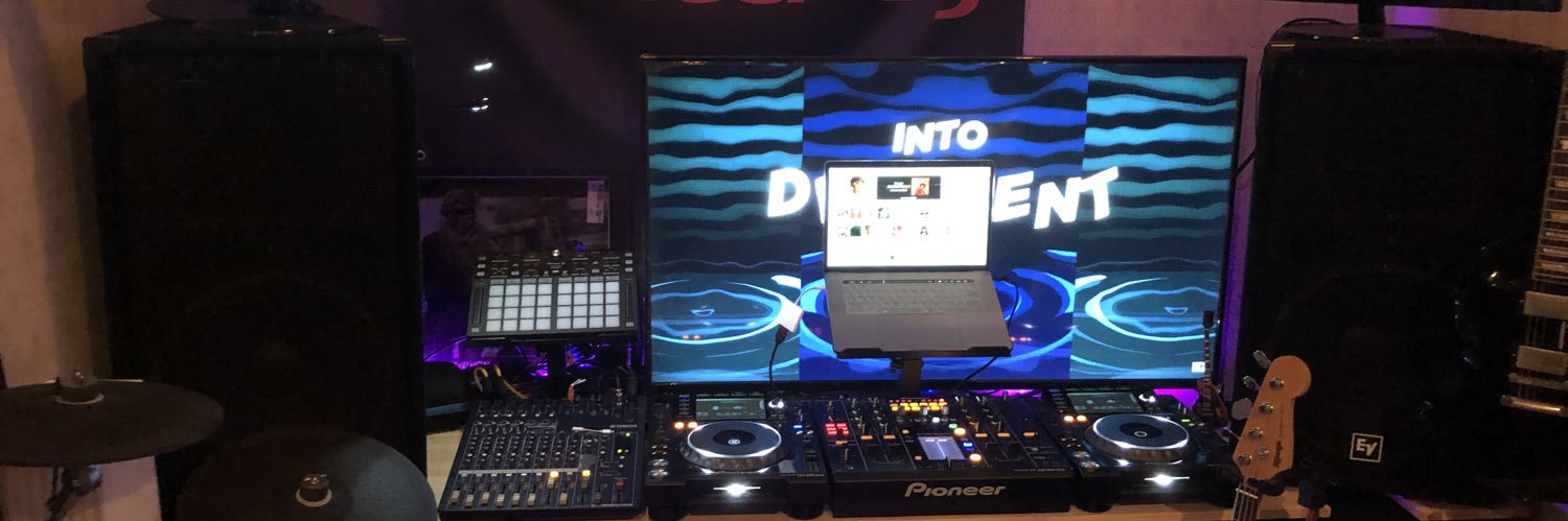 DTO_dto's profile banner image