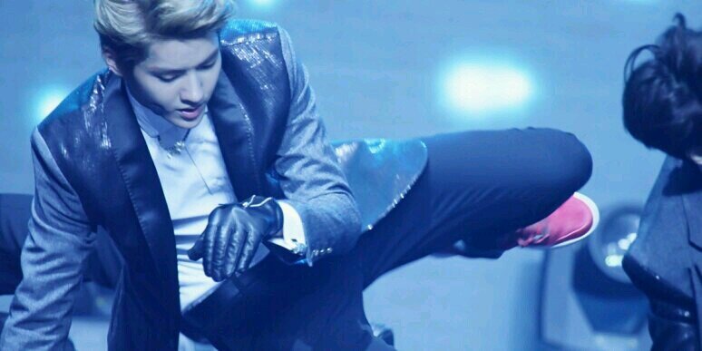 fnkriswu's profile banner image